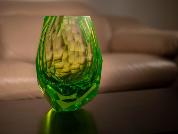 uranium-crystal-vase